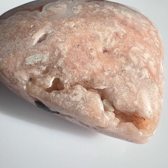 Pink Agate Crystal Heart‎ Carving (#8) - Picture 3 of 10